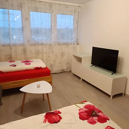 50 Διαμέρισμα *